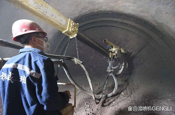 混凝土湿喷台车在隧道机械化施工中的应用
